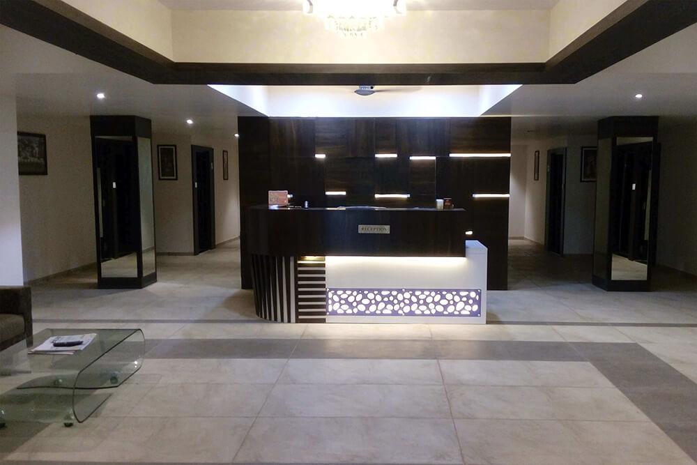 Hotel Best Velly Гандинагар Екстериор снимка