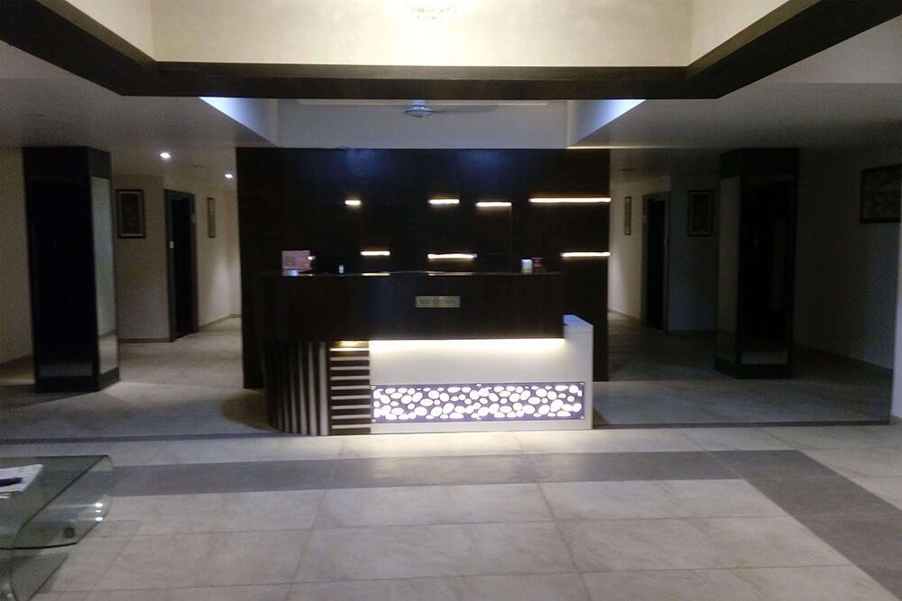 Hotel Best Velly Гандинагар Екстериор снимка